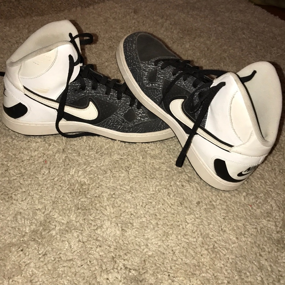 Nike Force Sneakers